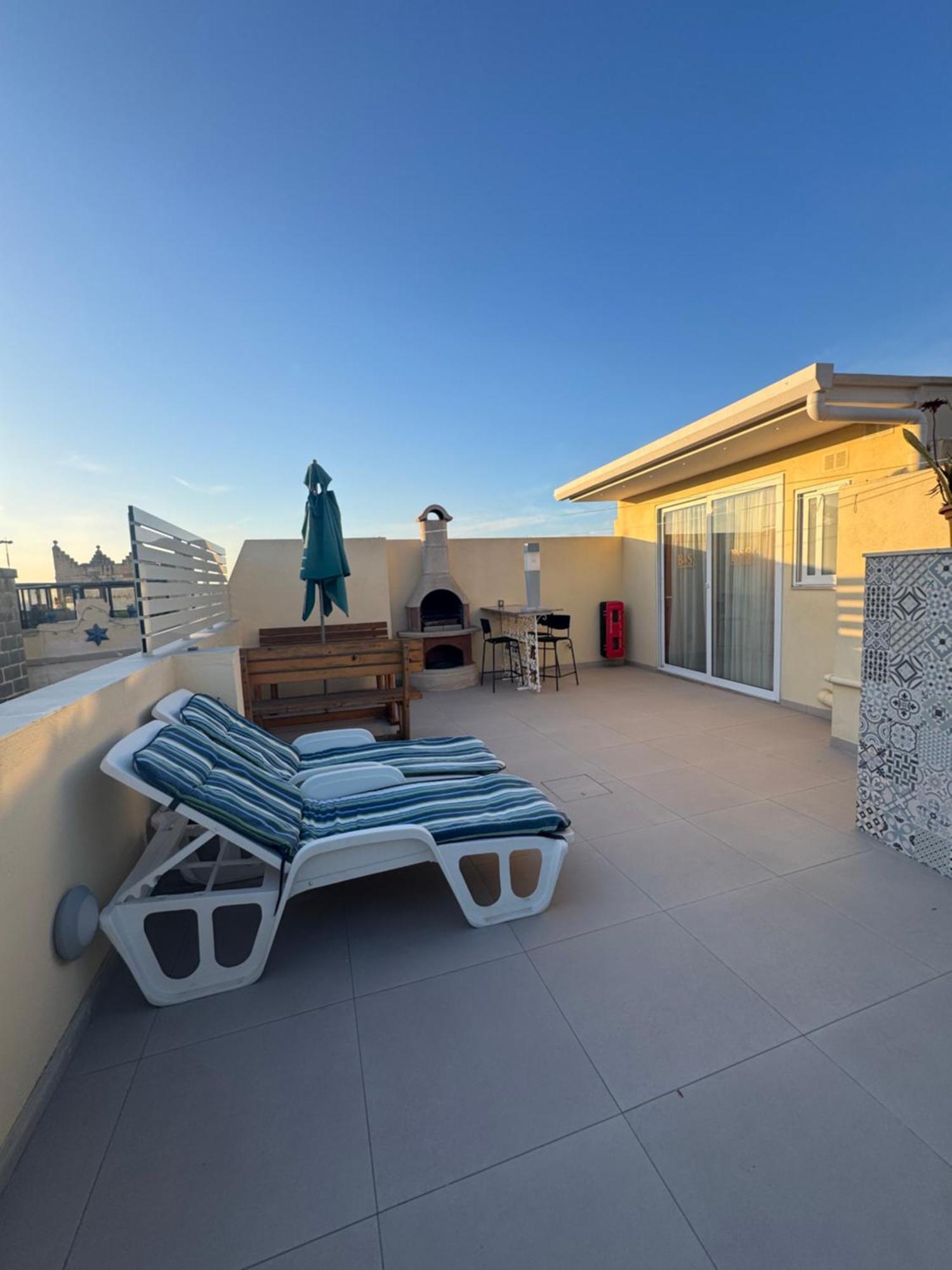 B&S Accommodation Penthouse 602 Hal Ghaxiak 外观 照片